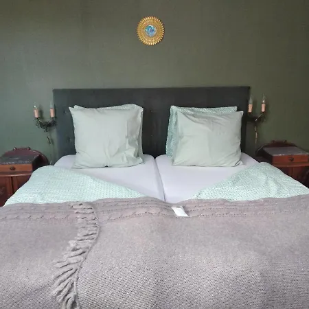 Le Ciel Bleu Bed & Breakfast