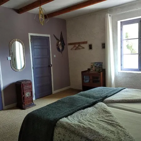 Le Ciel Bleu Bed & Breakfast Lamorville